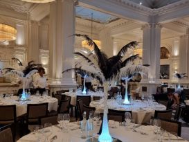 feather centrepieces andaz london8