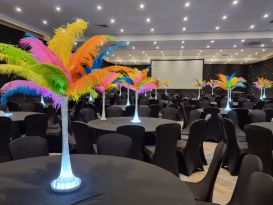 ostrich feather centrepieces hinckley island3